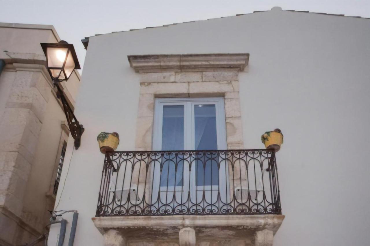 Blue Levante Vista Mare Con Terrazza Сиракуза Екстериор снимка